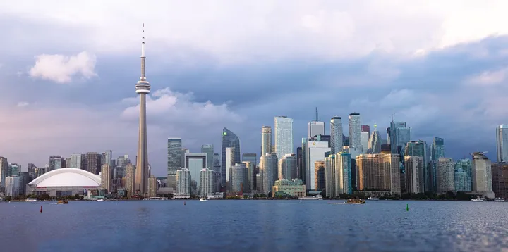 Toronto Canada city skyline and business district — Avaib
