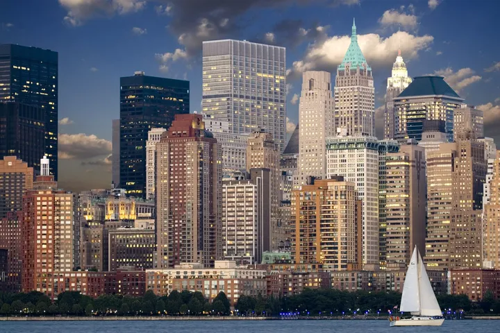 New York USA city skyline and business district — Avaib