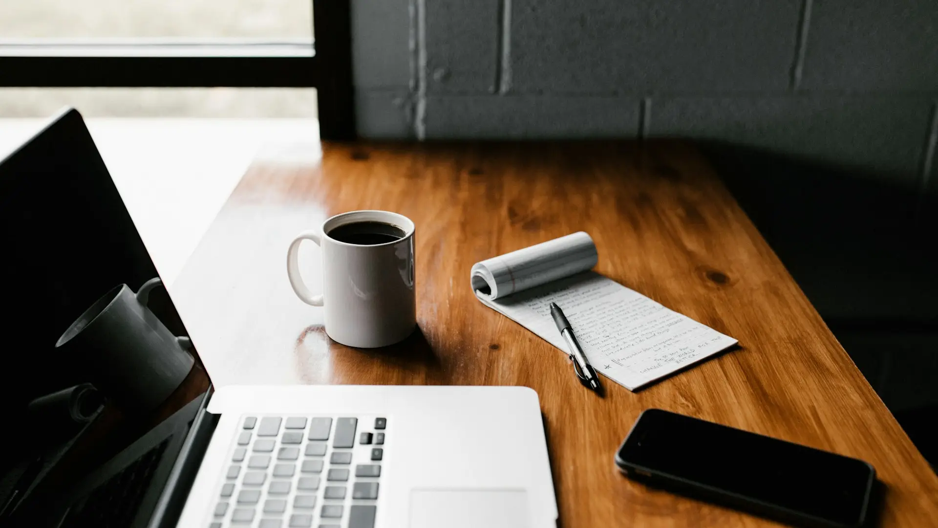 Reading and research on software trends — Avaib insights and articles